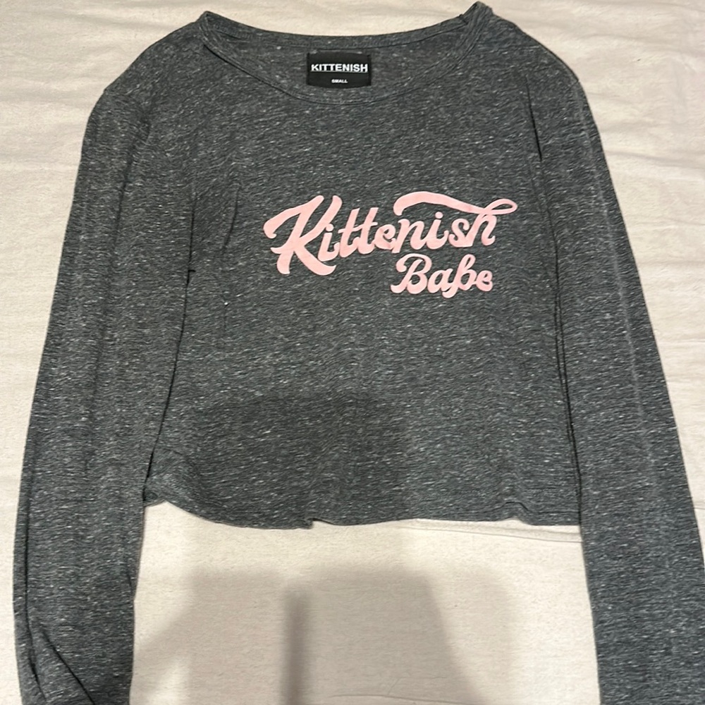 Kittenish long sleeve
